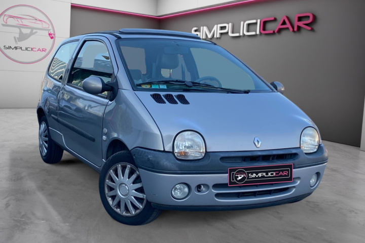 RENAULT TWINGO