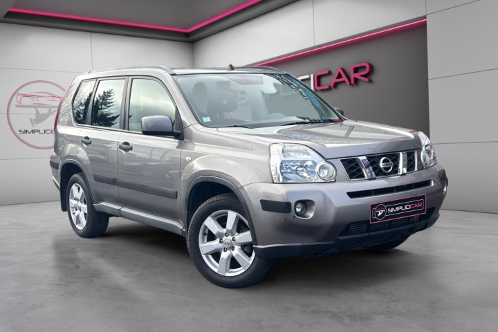 NISSAN X-TRAIL